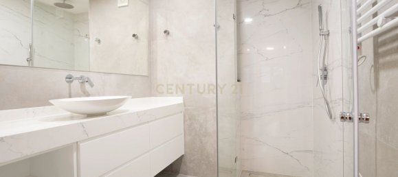 3 bedrooms Apartment in Cascais, Portugal No. 121031 14