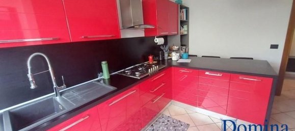 4 rooms Apartment in Massa, Italy No. 192957 5