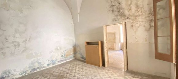 5 rooms House in Casarano, Italy No. 293064 18