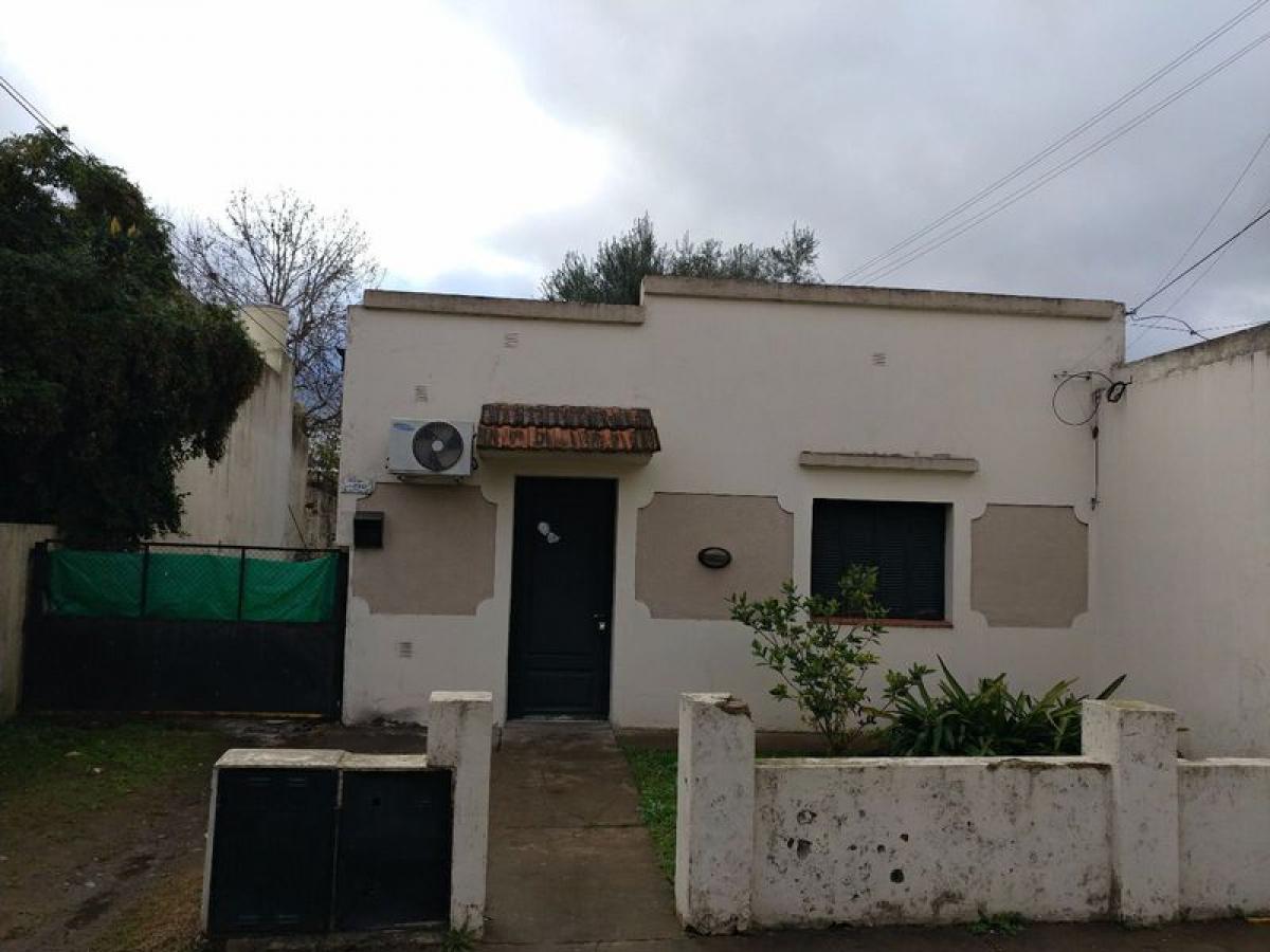 5 bedrooms House in Buenos Aires, Argentina No. 77974