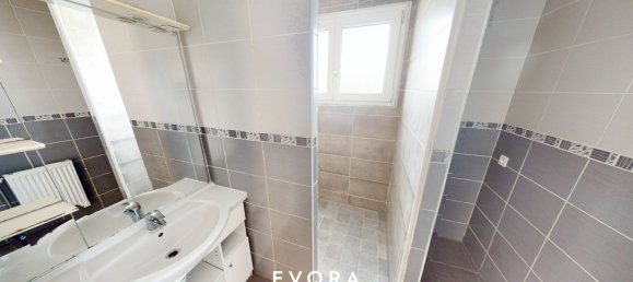 Apartamento de 3 dormitorios en Moulins-les-Metz, France No. 87935 5