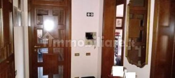 4 bedrooms Apartment in Modena, Italy No. 95977 2