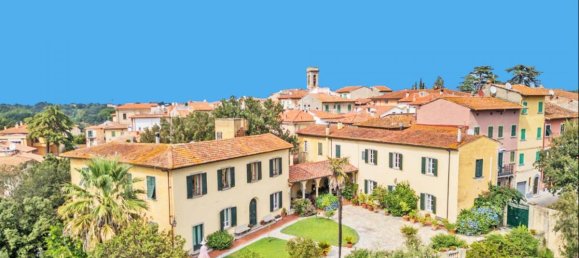 9 bedrooms Villa in Santa Maria a Monte, Italy No. 1519 3