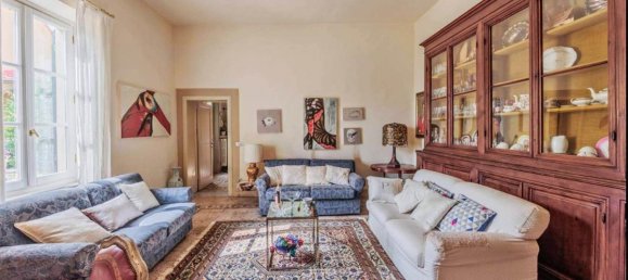 9 bedrooms Villa in Santa Maria a Monte, Italy No. 1519 9