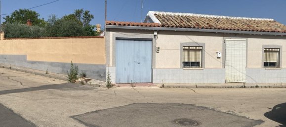 2 bedrooms House in Villacanas, Spain No. 165424 2