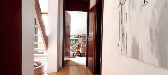 2 chambres Duplex à Stuttgart, Germany No. 240349 8