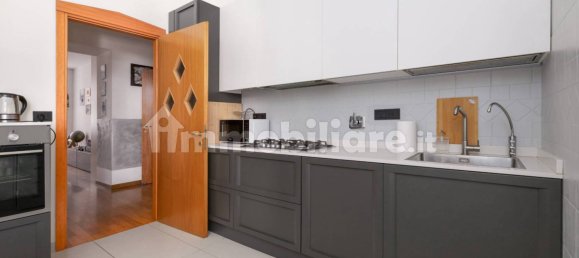 2 Schlafzimmer Wohnung in Trieste, Italy, Nr. 2020 6