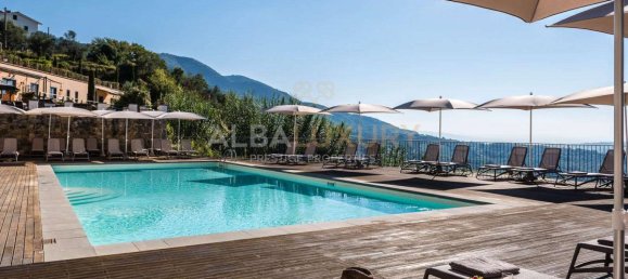 2 bedrooms Villa in Capannori, Italy No. 498 11