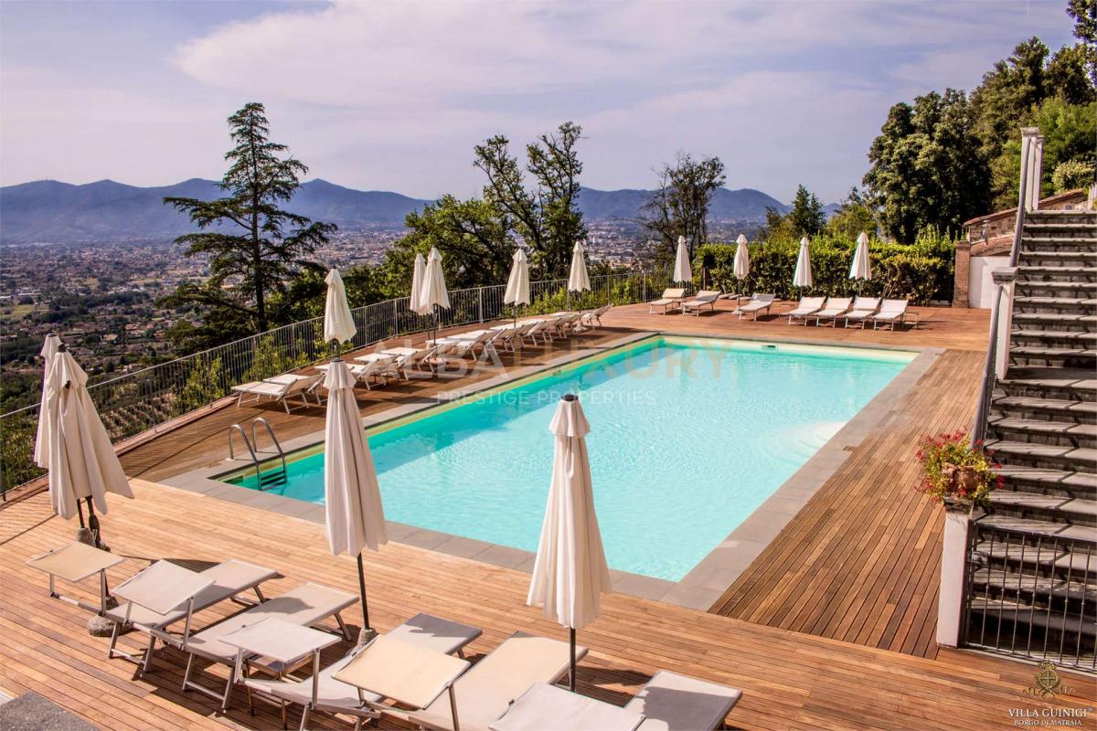 2 bedrooms Villa in Capannori, Italy No. 498