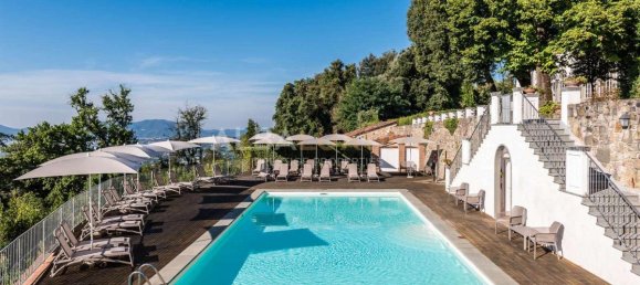 2 bedrooms Villa in Capannori, Italy No. 498 10