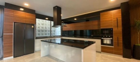 5 chambres house à vendre à Pattaya, Chonburi, Eastern Thailand, Thailand № 86563 13