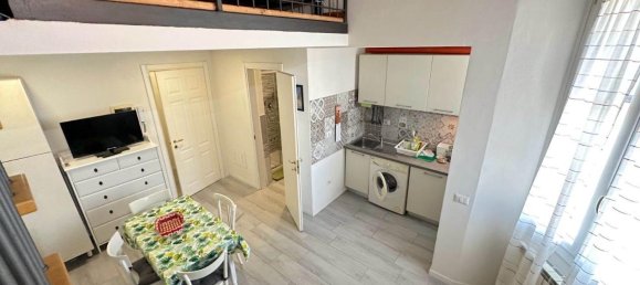 6 rooms Penthouse in Florence, Italy No. 147768 22