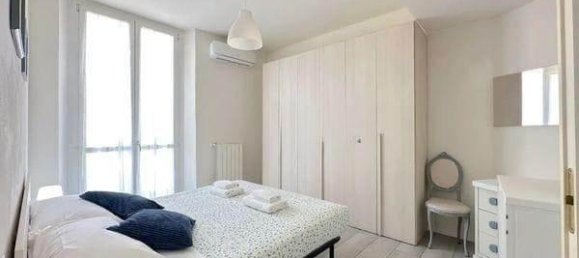 6 rooms Penthouse in Florence, Italy No. 147768 8