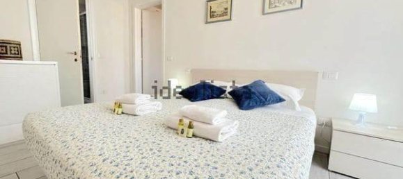 6 rooms Penthouse in Florence, Italy No. 147768 15