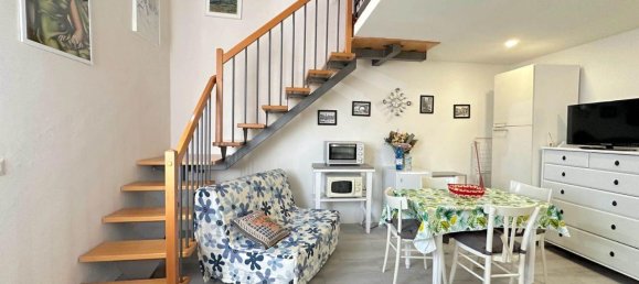 6 rooms Penthouse in Florence, Italy No. 147768 21