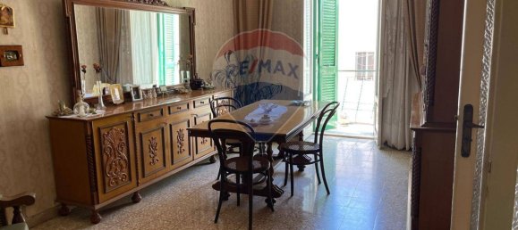 2 bedrooms Apartment in Trani, Italy No. 361991 3