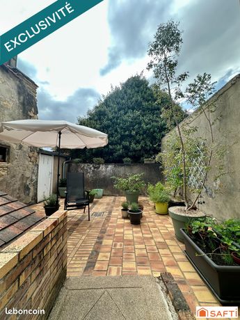 3 bedrooms House in Nevers, France No. 359728