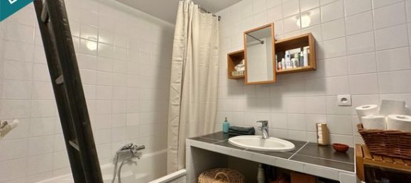 3 bedrooms House in Nevers, France No. 359728 6