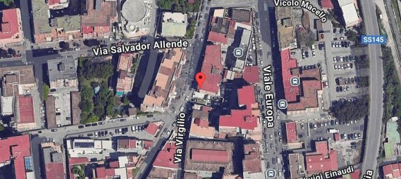  مرآب في Castellammare di Stabia, Italy 55متر مربع رقم 303974 2