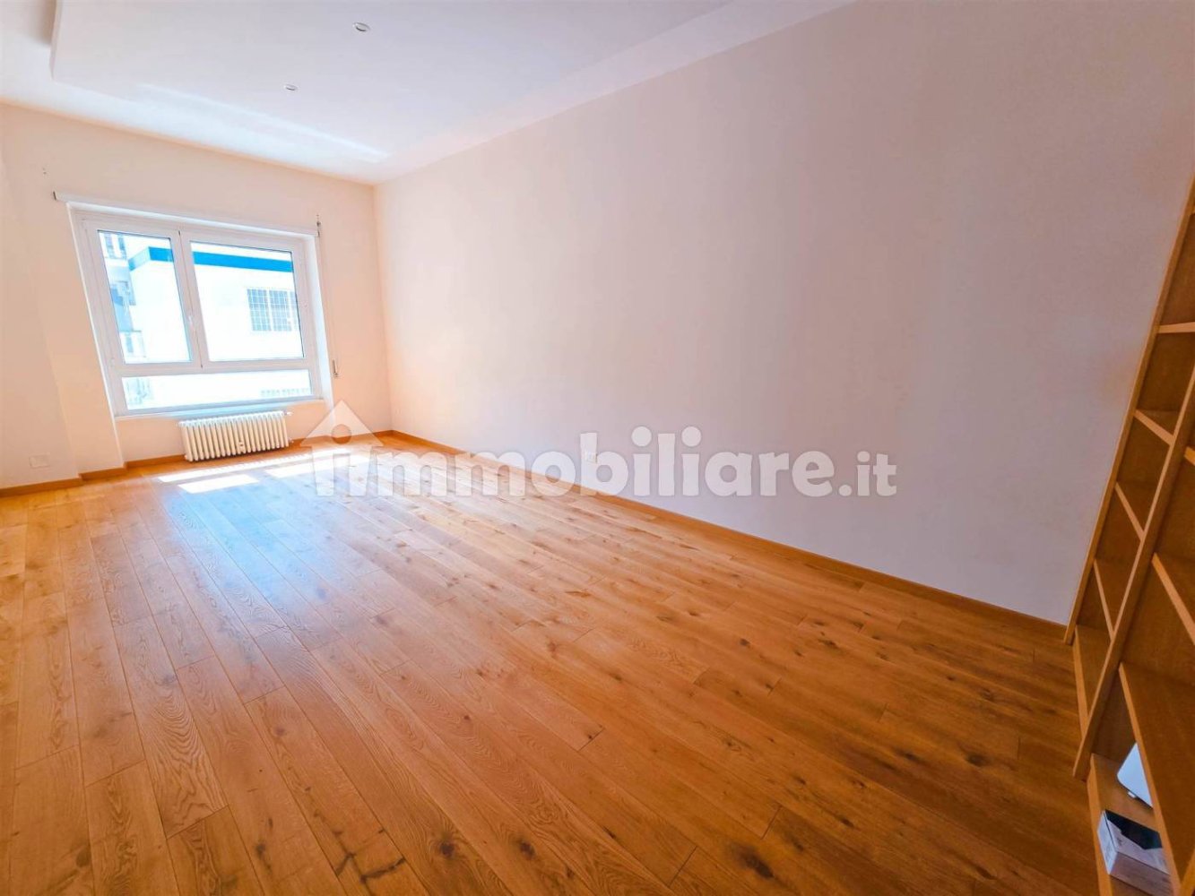 2 bedrooms Apartment in Rome, Italy No. 222752