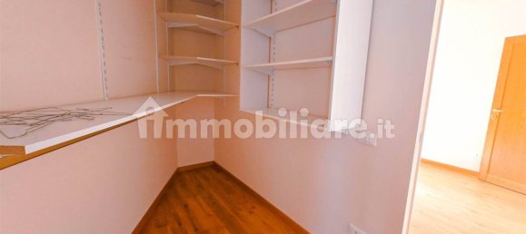2 bedrooms Apartment in Rome, Italy No. 222752 18