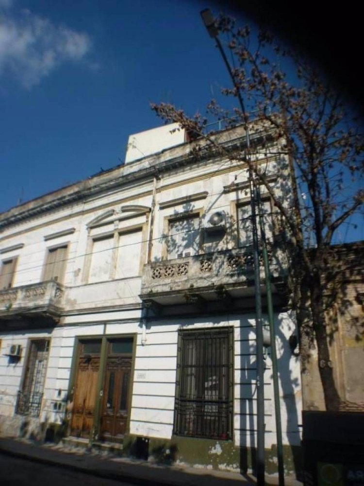 5 bedrooms House in Buenos Aires, Argentina No. 98385