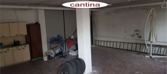 Villa de 3 dormitorios en Cesano Maderno, Italy No. 362182 8