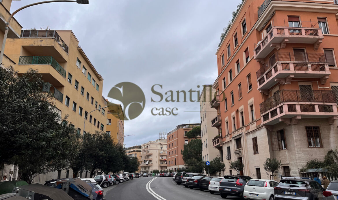 5 bedrooms Apartment in Rome, Italy No. 66689