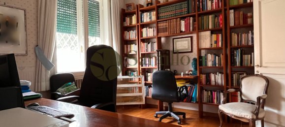 5 bedrooms Apartment in Rome, Italy No. 66689 32