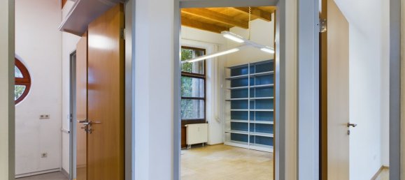 15 rooms Building in Oldenburg, Germany No. 145787 3