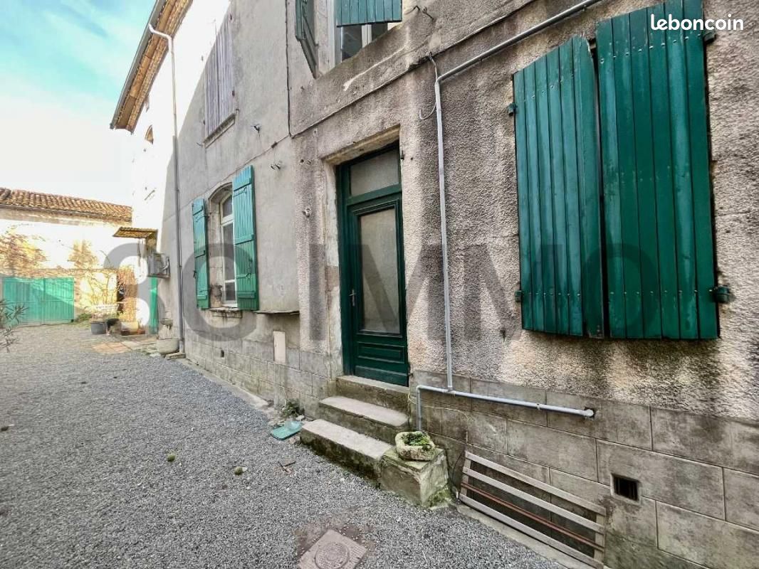 Adosado de 2 dormitorios en Grignols, France No. 190179