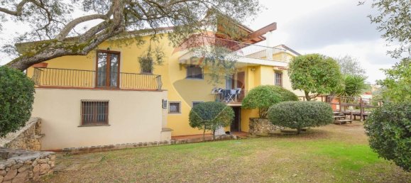 Вилла с 12 комнатами в Сассари, Италия № 151188 3