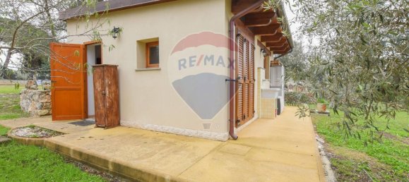 Вилла с 12 комнатами в Сассари, Италия № 151188 23