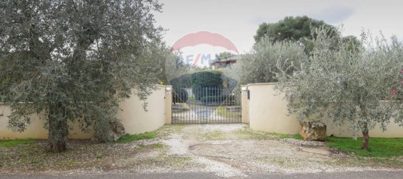 Вилла с 12 комнатами в Сассари, Италия № 151188 49