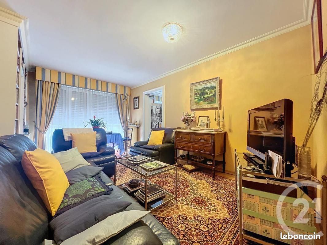 3 Schlafzimmer Wohnung in Troyes, France, Nr. 262007