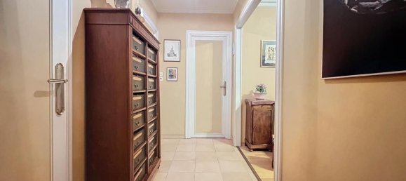 3 Schlafzimmer Wohnung in Troyes, France, Nr. 262007 2