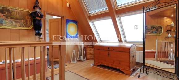 Дом с 5 комнатами в Зегеберг, Германия № 80205 22