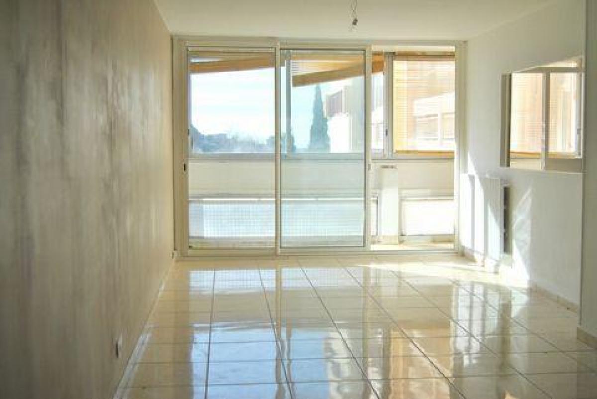 Apartamento com 3 quartos em condomínio em Marseille, France N.º 14558