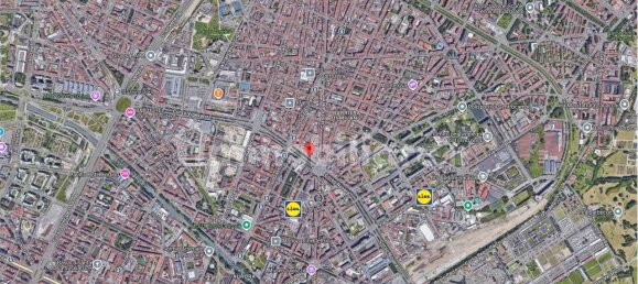 2 bedrooms Apartment in Turin, Italy No. 206773 8