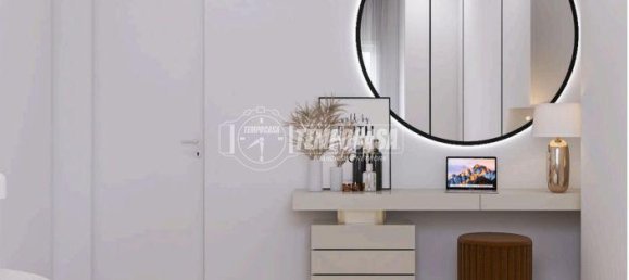 Apartamento de 4 habitaciónes en Modena, Italy No. 4568 11