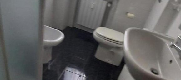 4 rooms Apartment in Livorno, Italy No. 40095 7