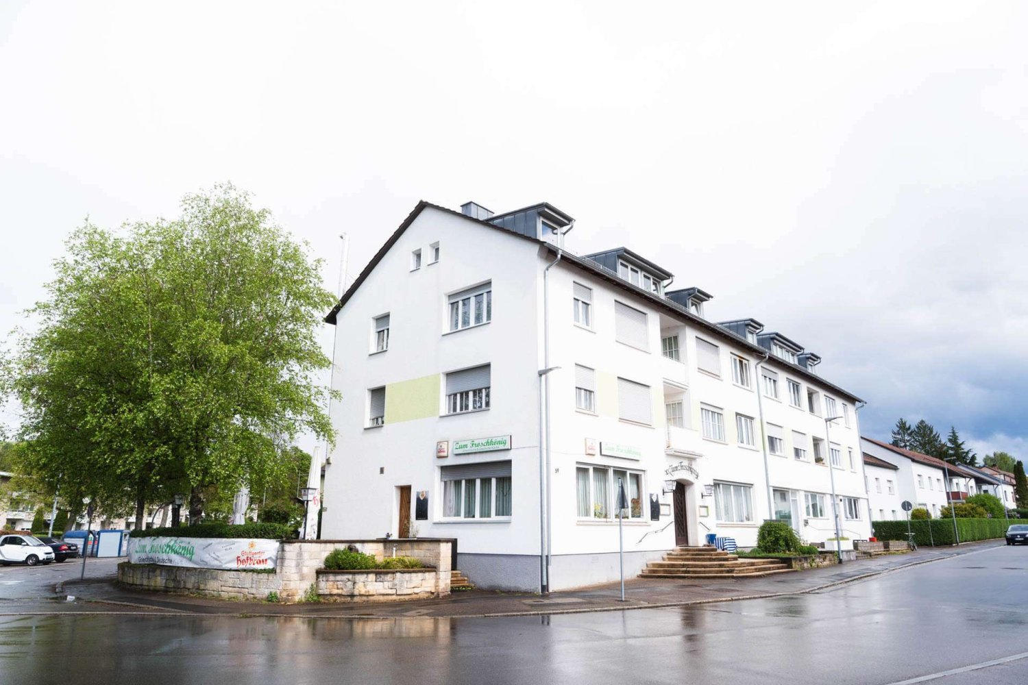 Apartamento de 2 dormitorios en Esslingen, Germany No. 236700
