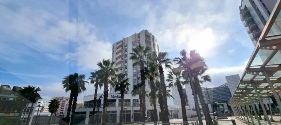 6 rooms Apartment in Pescara, Italy No. 28555 2