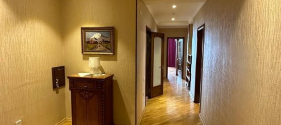 Apartamento de 3 dormitorios en Nasimi, Azerbaijan No. 2176 17