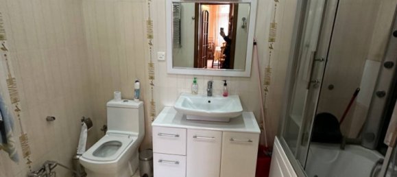 Apartamento de 3 dormitorios en Nasimi, Azerbaijan No. 2176 13