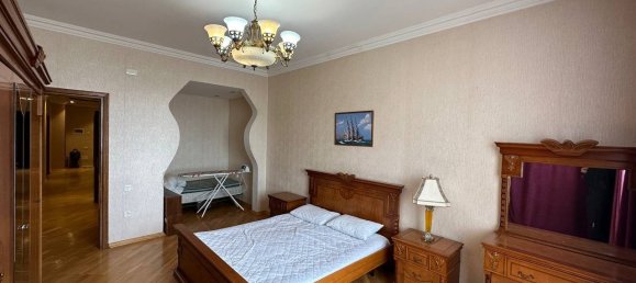 Apartamento de 3 dormitorios en Nasimi, Azerbaijan No. 2176 10