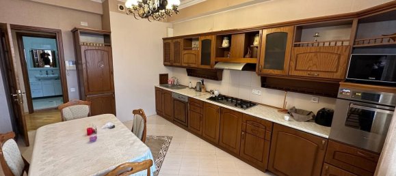 Apartamento de 3 dormitorios en Nasimi, Azerbaijan No. 2176 5