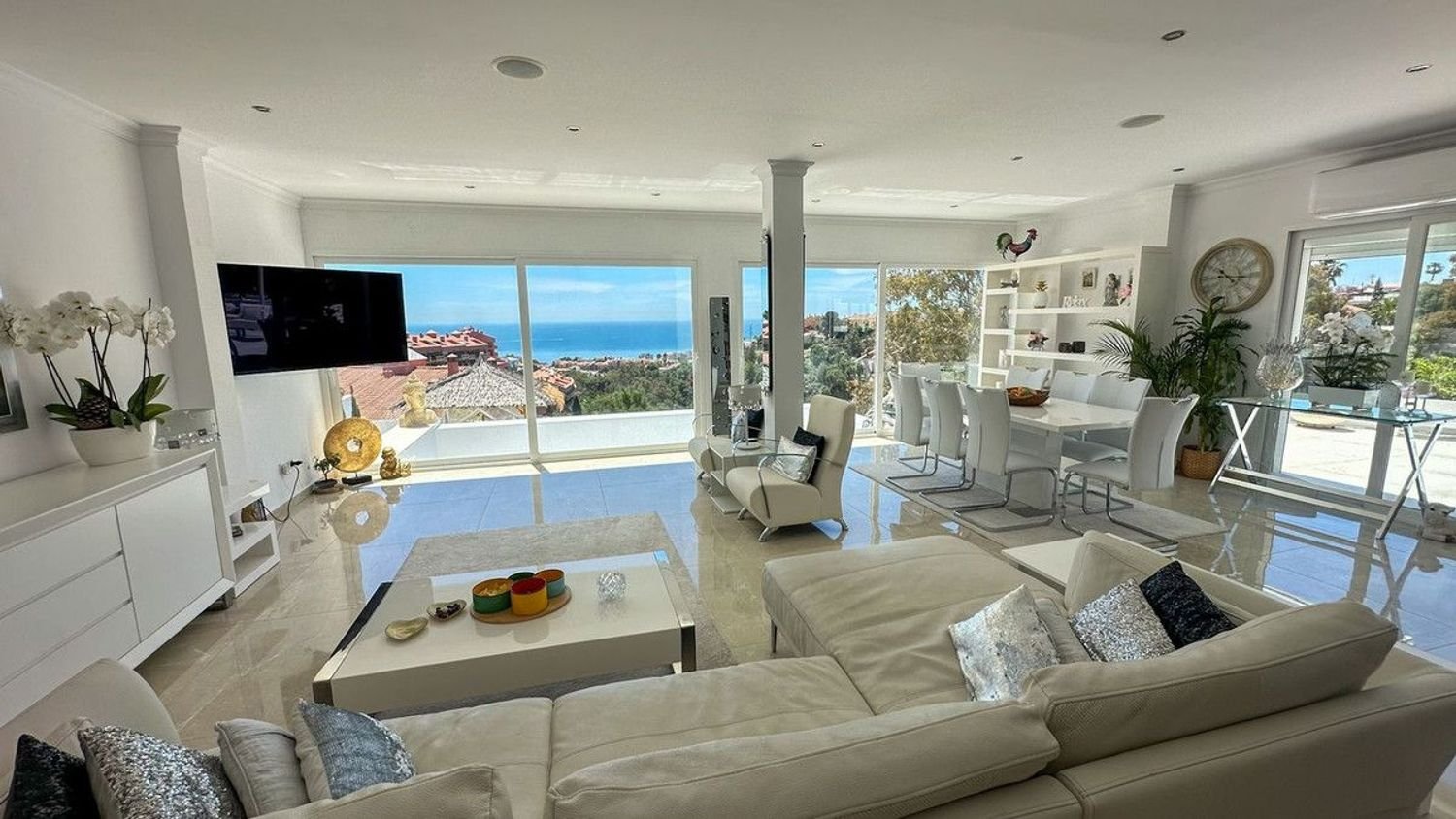 4 bedrooms House in Fuengirola, Spain No. 45512