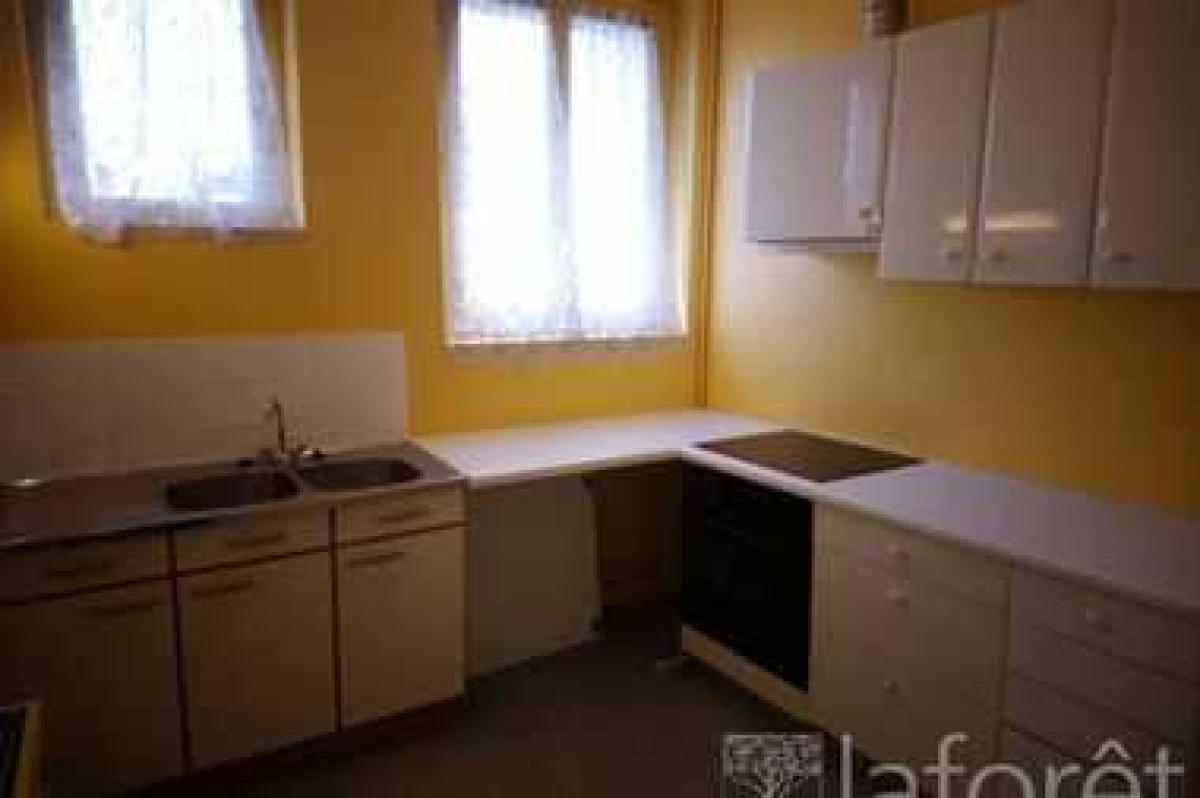 Studio in the Condo in Elbeuf, France No. 34466