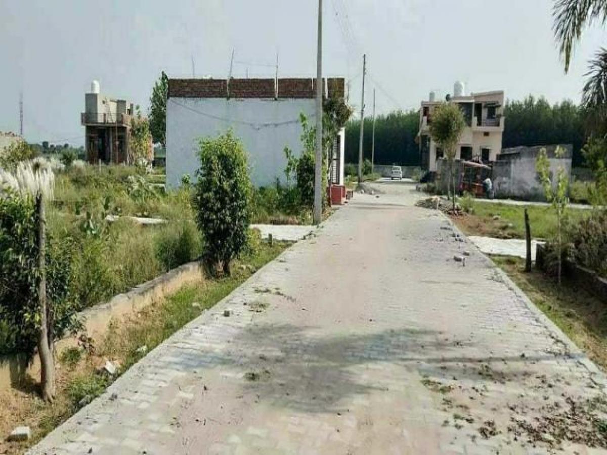  Land in Faridabad, India No. 30854